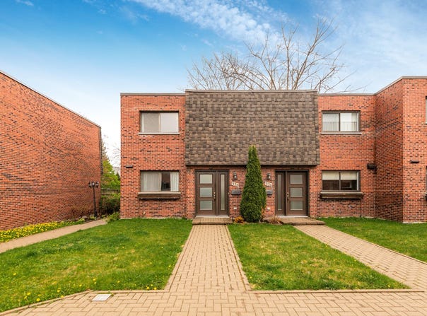328 Place Samuel-De Champlain, Boucherville, Quebec J4B6L2