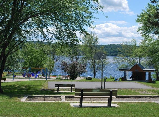 1re Rue, Lac-Saint-Paul, QC J0W1K0, CA, Lac-Saint-Paul, Quebec J0W1K0
