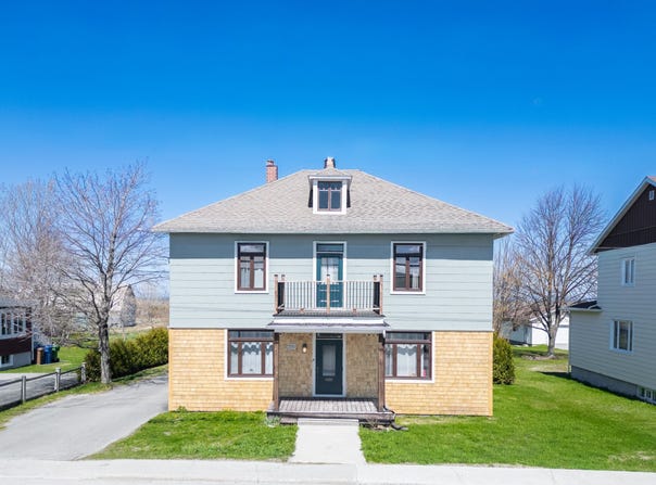 170 Rue Principale O., Saint-Anaclet-de-Lessard, Quebec G0K1H0