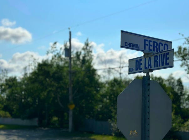 768 Rue de la Rive, Sept-Îles, QC G4R0C8, CA, Sept-Îles, Quebec G4R0C8