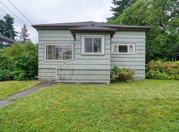 426 Seventh Street, New Westminster, British Columbia V3M3L3