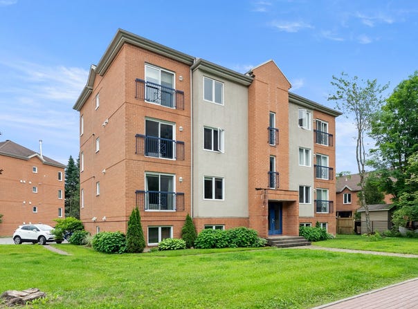 1365 Av. du Golf-de-Bélair, La Haute-Saint-Charles, QC G3J1W1, CA, La Haute-Saint-Charles, Quebec G3J1W1