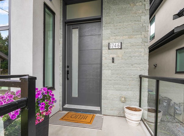 1746 140TH, Surrey, British Columbia V4A4G9