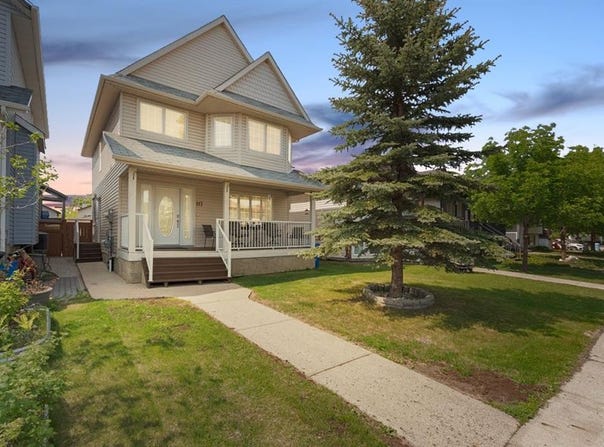 117 Saline Creek Way, Fort McMurray, Alberta T9K2V3