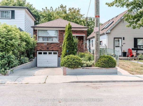 218 South Woodrow Boulevard, Toronto, Ontario M1N3L9