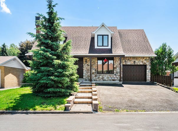 8000 Rue Nelson, Brossard, Quebec J4Y1X9