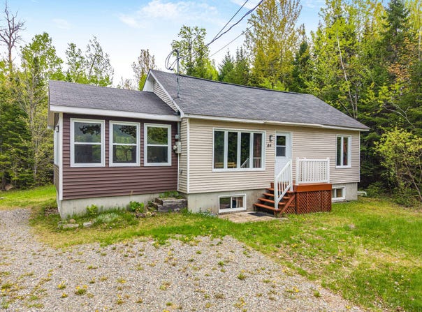 46 Ch. Jacques, Notre-Dame-des-Bois, Quebec J0B2E0