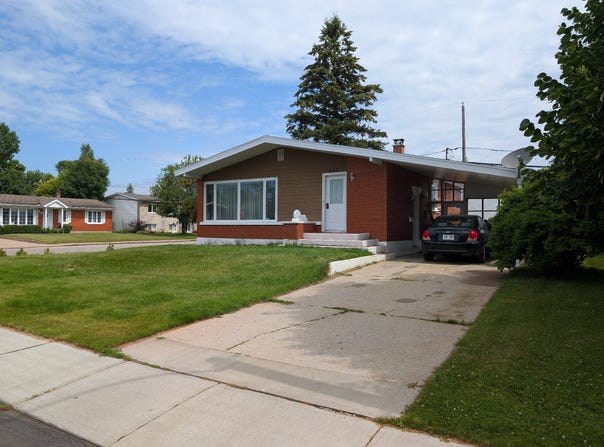 820 Rue Jean-Cusson, Trois-Rivières, QC G8T1K5, CA, Trois-Rivières, Quebec G8T1K5