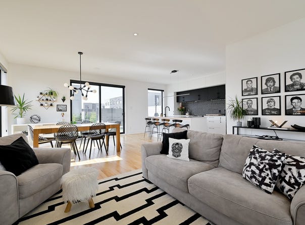 518Z Rue Denise-Collette, Sainte-Julie, QC J3E0H7, CA, Sainte-Julie, Quebec J3E0H7