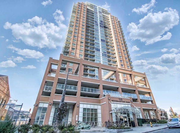 715 - 125 Western Battery Road, Toronto, Ontario M6K3R8