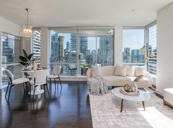 1455 Howe Street 2202, Vancouver, British Columbia V6Z 1C2