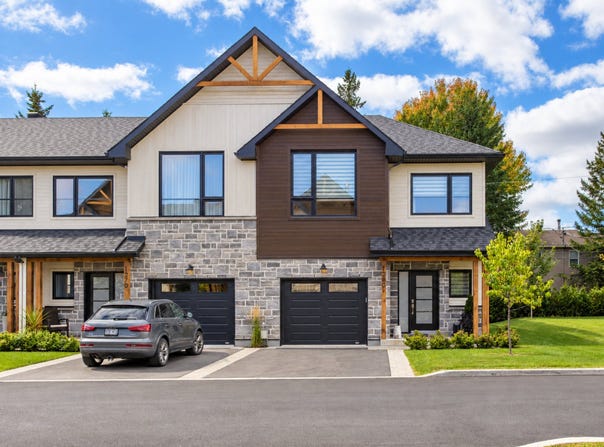 1280 Allée du Pèlerin, Saint-Sauveur, Quebec J0R1R6