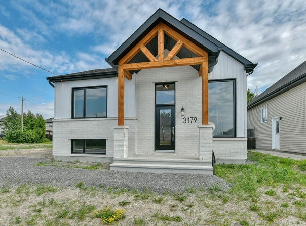 3179 Rue Laurin, Sainte-Marthe-sur-le-Lac, QC J0N1P0, CA, Sainte-Marthe-sur-le-Lac, Quebec J0N1P0
