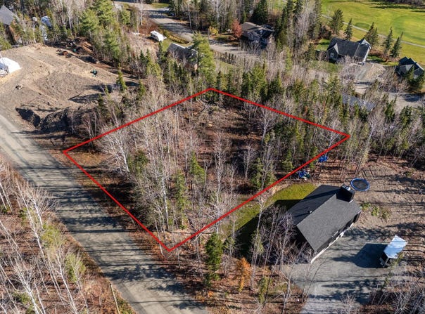 140 Rue des Glaces, Rimouski, Quebec G5N5B3