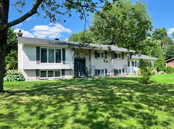 110 Rue Paul-Comtois, Cowansville, QC J2K0W8, CA, Cowansville, Quebec J2K0W8
