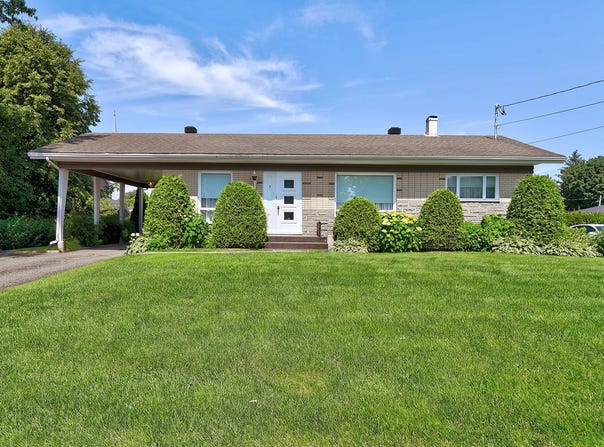 8 Rue Demers, Saint-Henri, QC G0R3E0, CA, Saint-Henri, Quebec G0R3E0