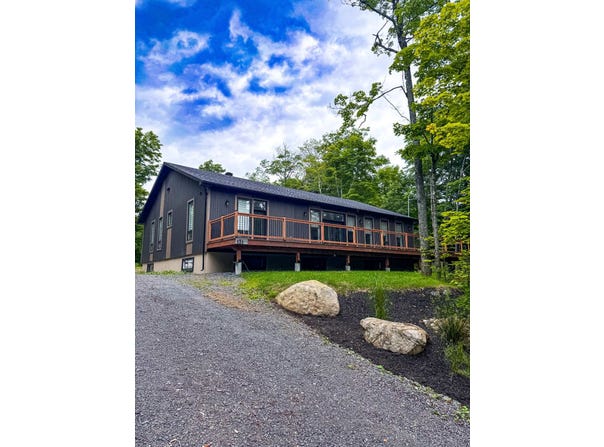 131 Ch. dEstérel, Estérel, QC J0T1E0, CA, Estérel, Quebec J0T1E0