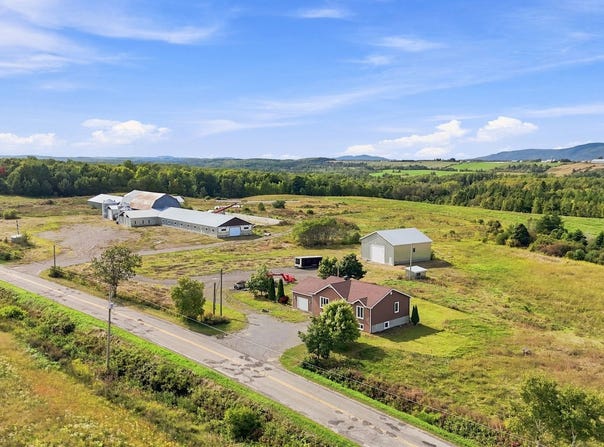 6 3e Rang E., Saint-Fabien, Quebec G0L1B0