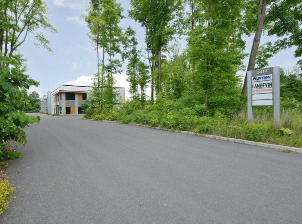 5419 Av. Pierre-Dansereau, Salaberry-de-Valleyfield, QC J6S0M1, CA, Salaberry-de-Valleyfield, Quebec J6S0M1