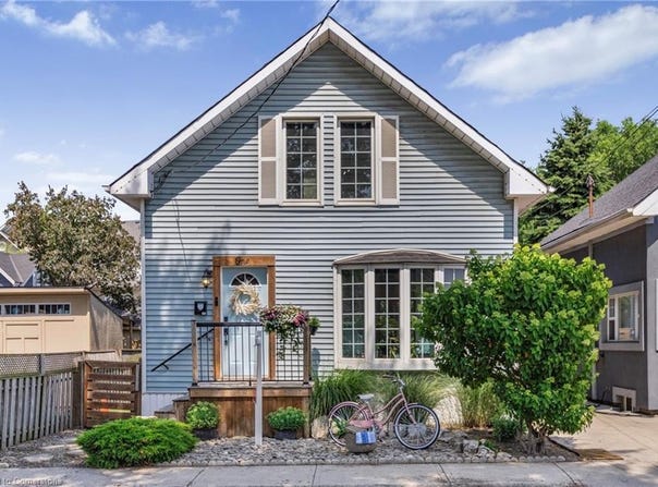 1 Mareve Avenue, Hamilton, Ontario L8H7A7