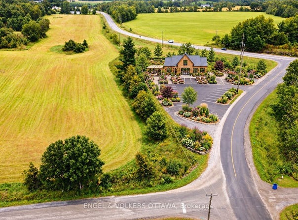 112 Cedar Hill Side Road, Mississippi Mills, Ontario K0A 2X0