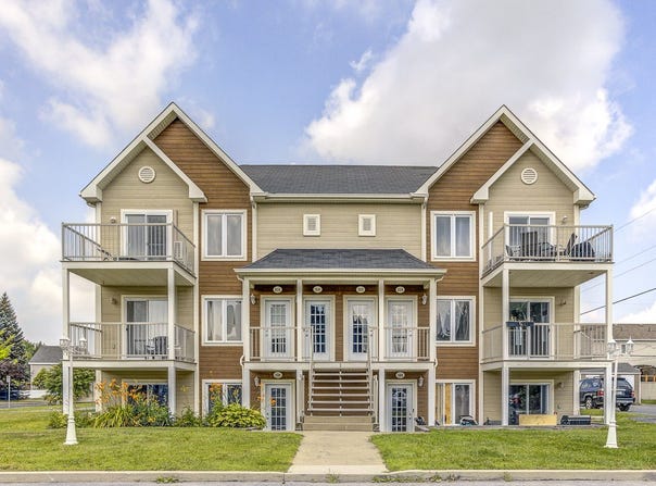 310 Rue Béatrice, Saint-Amable, QC J0L1N0, CA, Saint-Amable, Quebec J0L1N0