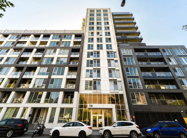 738 Rue St-Paul O., Ville-Marie, QC H3C0N5, CA, Ville-Marie, Quebec H3C0N5