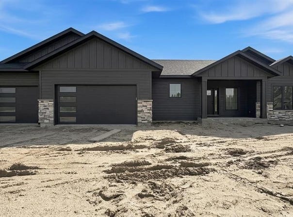 148 Burbank Heights, Rural Lacombe County, Alberta T0M0J0