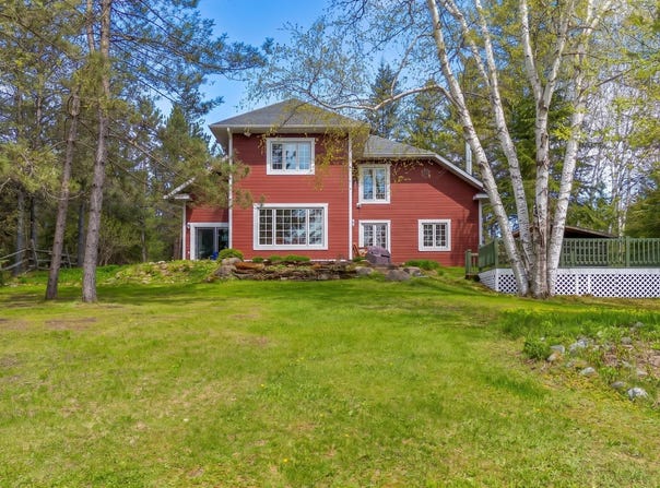 760 Ch. du Progrès, Chute-Saint-Philippe, Quebec J0W1A0