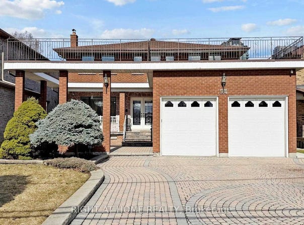 71 Fairview Road W, Mississauga, Ontario L5B1K7