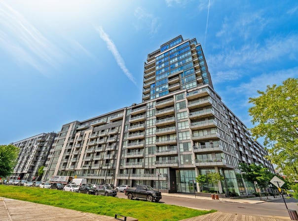 1025 Rue de la Commune E., Montréal, Quebec H2L0G5