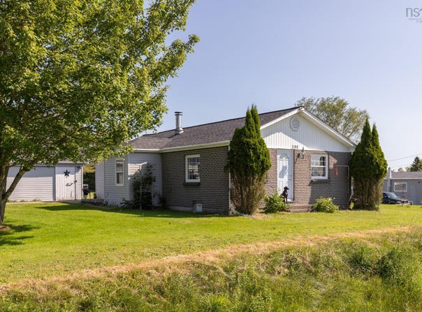 288 Pitman Road, South Ohio, Nova Scotia B5A 5N2