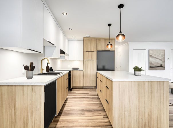 245 Rue Bohémier, Mascouche, QC J7K0A8, CA, Mascouche, Quebec J7K0A8