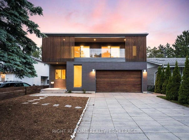 14 Maple Street, Guelph, Ontario N1G2G2
