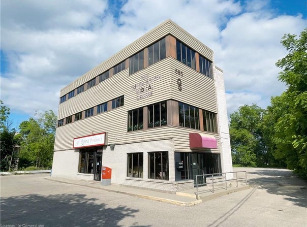 585 Queen Street S, Kitchener, Ontario N2G 4S4