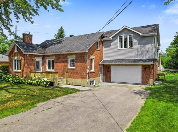 16 Rue Monseigneur-David, Godmanchester, QC J0S1H0, CA, Godmanchester, Quebec J0S1H0