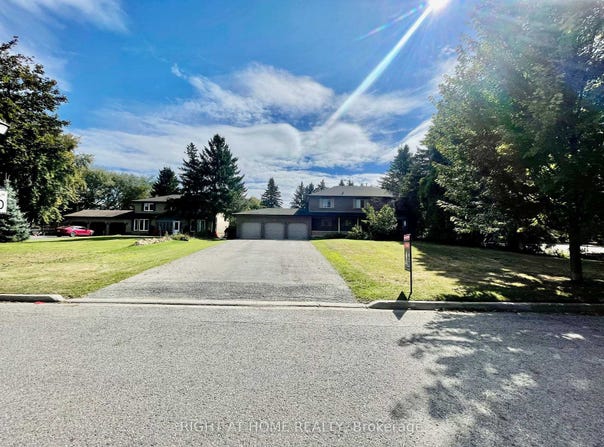 42 William Street, East Gwillimbury, Ontario L0G1V0
