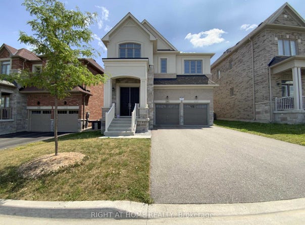29 Pear Blossom Way, East Gwillimbury, Ontario L9N0T3