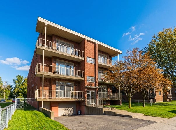 560 Boul. du Tricentenaire, Rivière-des-Prairies/Pointe-aux-Trembles, Quebec H1B5P4