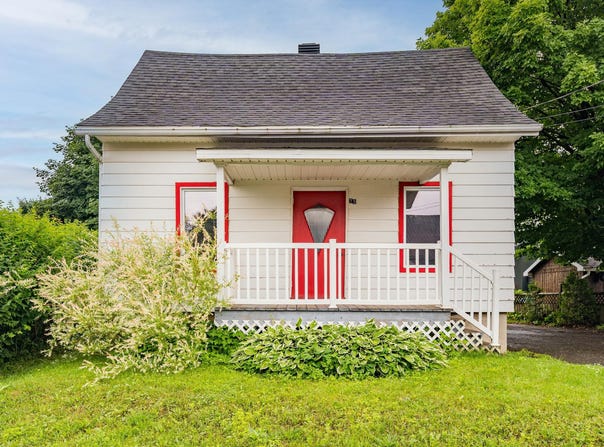 75 Rue Principale, Saint-Apollinaire, QC G0S2E0, CA, Saint-Apollinaire, Quebec G0S2E0