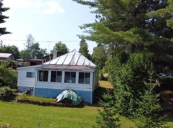 9 Ch. Richard, Lac-Saguay, QC J0W1L0, CA, Lac-Saguay, Quebec J0W1L0