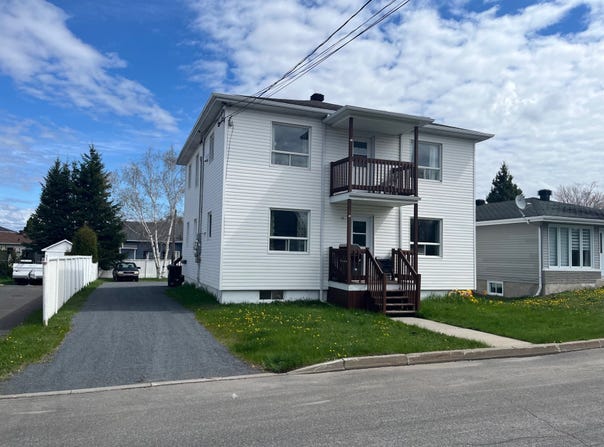 71-77 Rue Boulanger E., Alma, QC G8B3X2, CA, Alma, Quebec G8B3X2