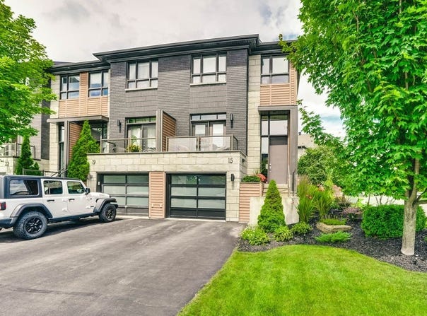 15 Rue de la Vaudaire, Hull, QC J9A0C8, CA, Hull, Quebec J9A0C8