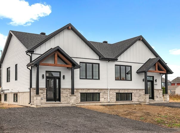 447 Rue dAbelcourt, Desjardins, QC G6C1K9, CA, Desjardins, Quebec G6C1K9