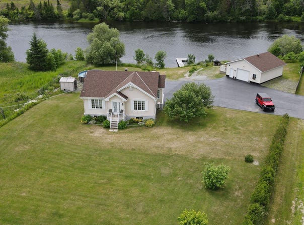 7 Ch. Boisvenue, Notre-Dame-de-la-Salette, QC J0X2L0, CA, Notre-Dame-de-la-Salette, Quebec J0X2L0