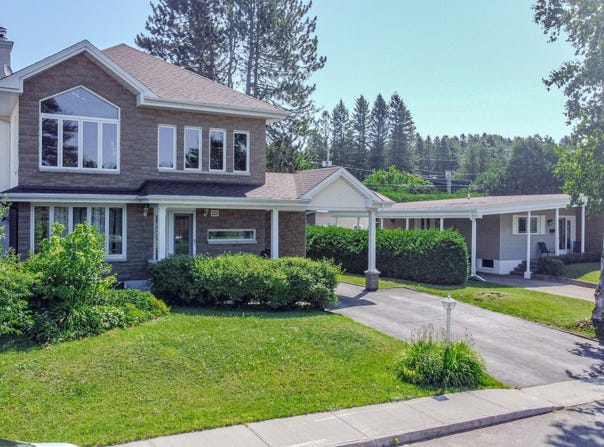 298 Rue des Chênes, Mont-Laurier, QC J9L2H2, CA, Mont-Laurier, Quebec J9L2H2