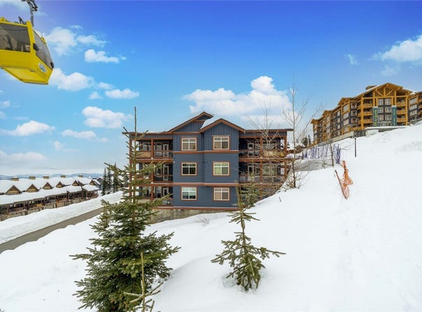 315 Whitehorse Lane 303, Big White, British Columbia V1X 4K5