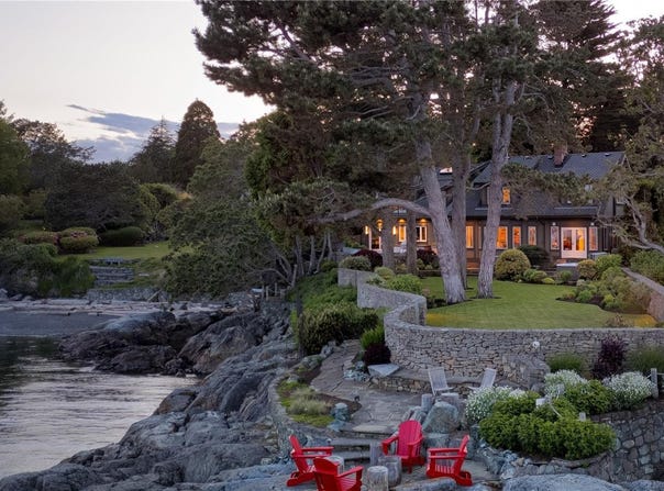3175 Tarn Pl, Oak Bay, British Columbia V8R3N8