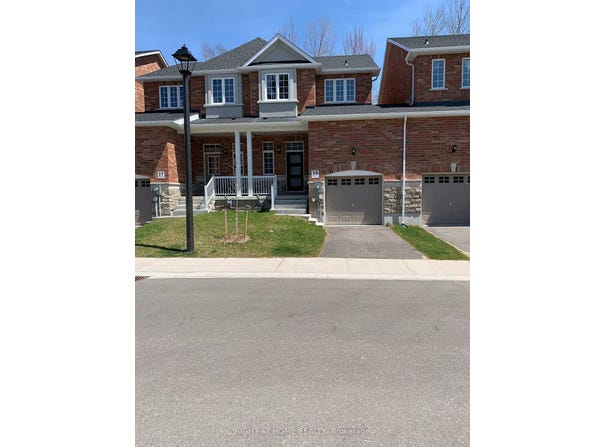 39 Farwell Avenue, Wasaga Beach, Ontario L9Z0H3