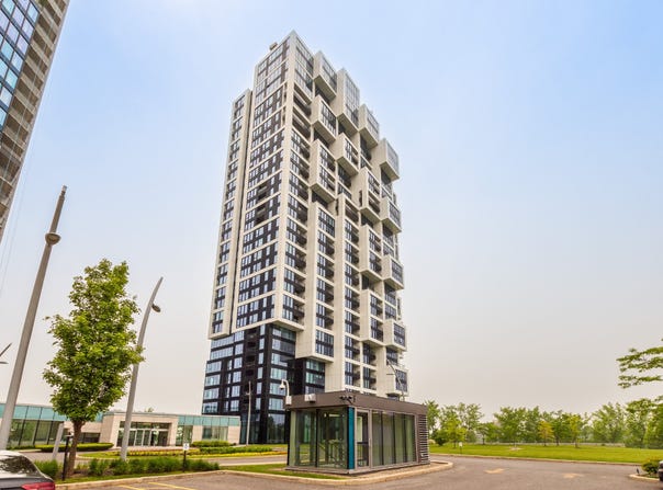 200 Rue André-Prévost, Montréal, Quebec H3E0E5